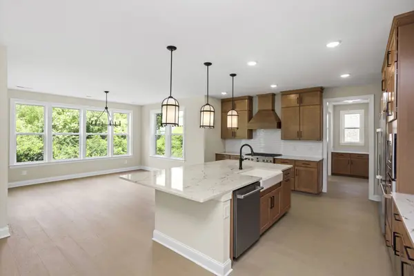 6002 Painted Skies Dr, Spring Hill, TN 37174