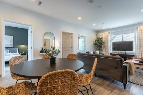 941 Main St #205, Nashville, TN 37206