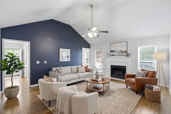 719 Williamsburg Dr, Smyrna, TN 37167