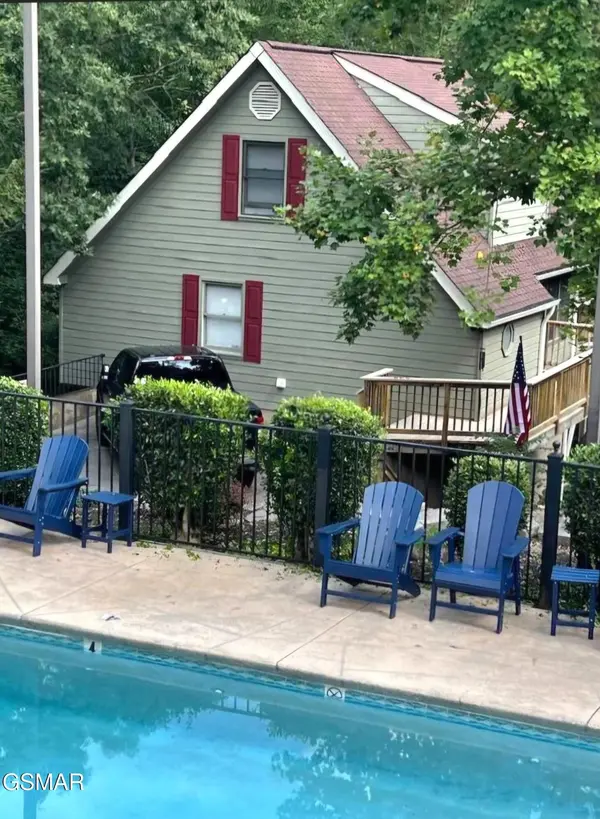 333 Woodridge Way, Pigeon Forge, TN 37863