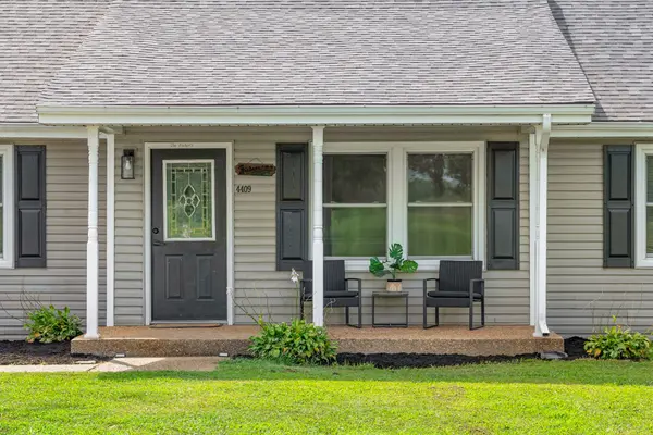 4409 Thomasville Rd, Chapmansboro, TN 37035