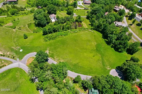 1 Max Ridge Lane, Sevierville, TN 37862