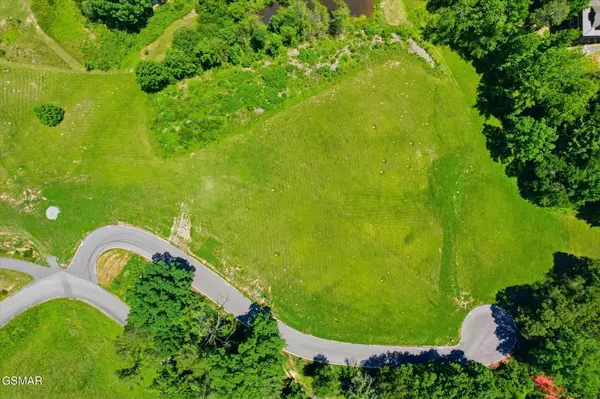 1 Max Ridge Lane, Sevierville, TN 37862