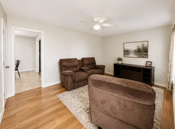 91 Oak Hts, Erin, TN 37061