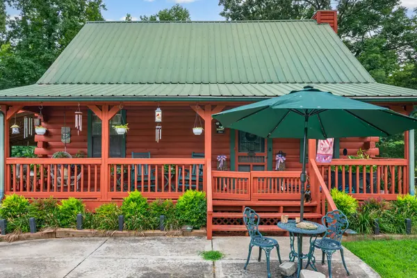 208 Lakeshore Dr, Dover, TN 37058