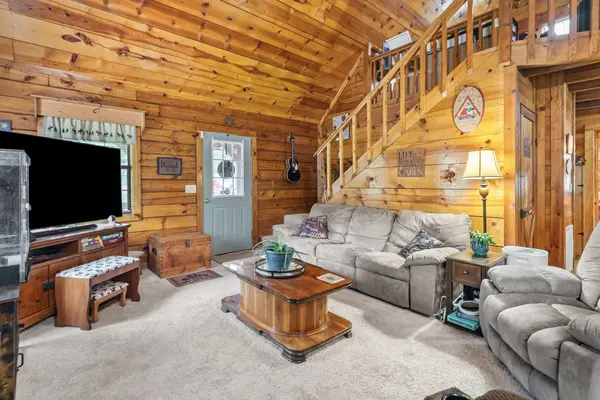 208 Lakeshore Dr, Dover, TN 37058