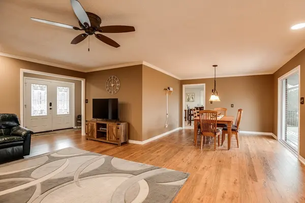 2743 Mouse Tail Rd, Parsons, TN 38363