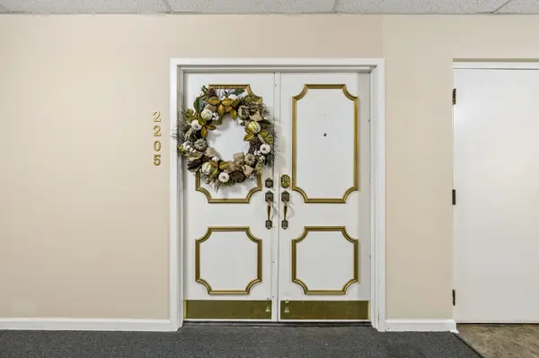 200 Sanders Ferry Rd #2205, Hendersonville, TN 37075