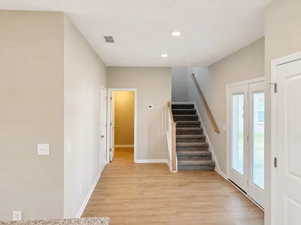 4011 Dortch Ln, Murfreesboro, TN 37128