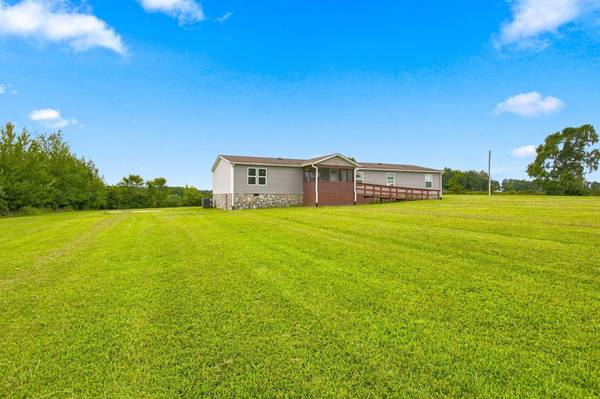 477 Dady Rd, Mc Ewen, TN 37101