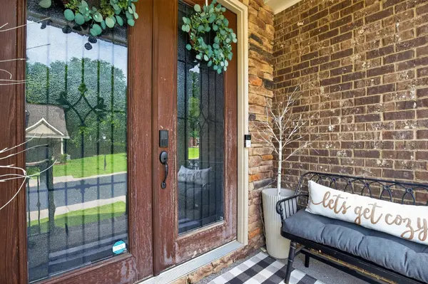 5002 Southfork Blvd, Old Hickory, TN 37138