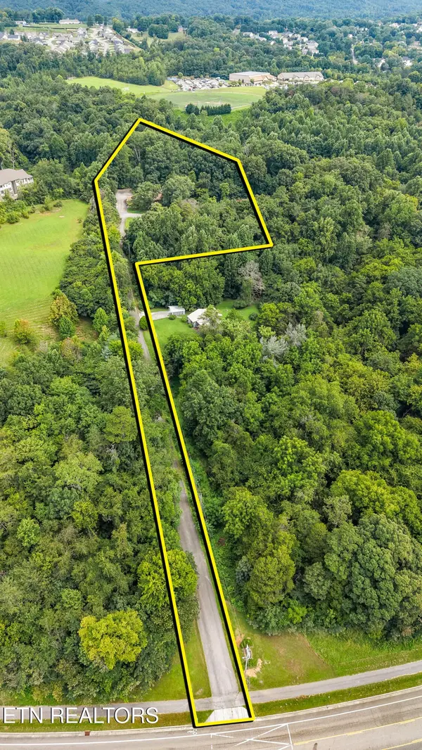 11749 Snyder Rd, Knoxville, TN 37932