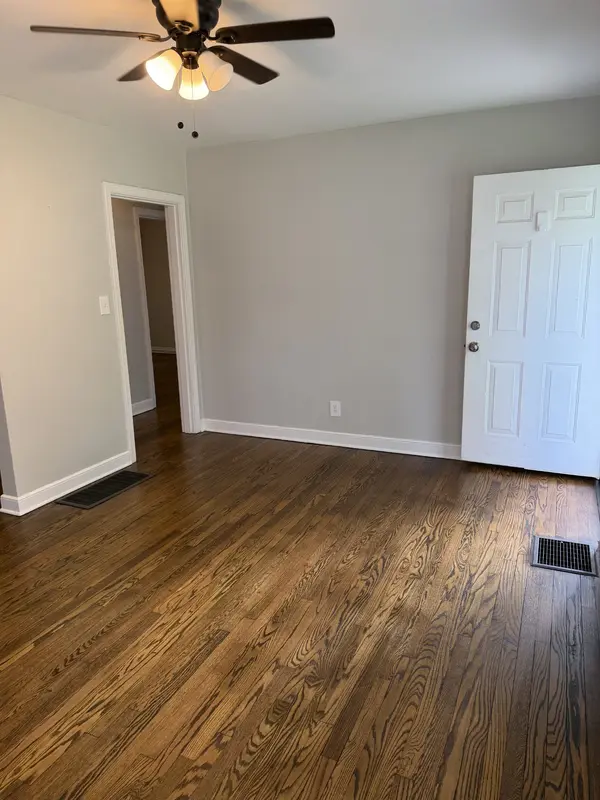2031 Benjamin St, Nashville, TN 37206