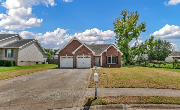 420 Chestnut Grove Way, Clarksville, TN 37042