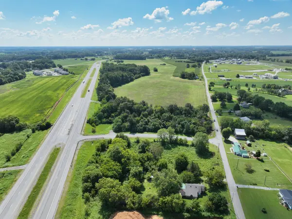 233T T G T Rd, Portland, TN 37148