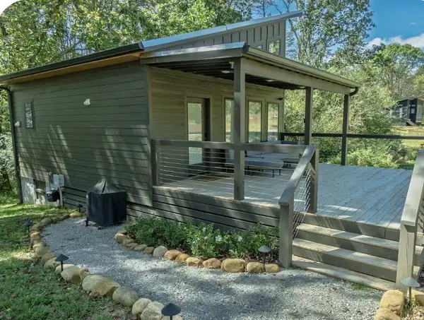 87 Dwellings Dr, Tracy City, TN 37387