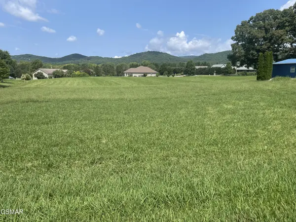 3925 Katy Hollar Road, Sevierville, TN 37862