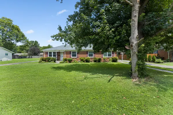 910 W Clark Blvd, Murfreesboro, TN 37129