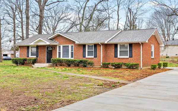 2522 Timberwood Dr, Clarksville, TN 37040
