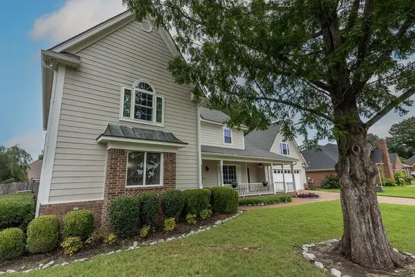 6424 HAWKS CALL LN, Bartlett, TN 38135