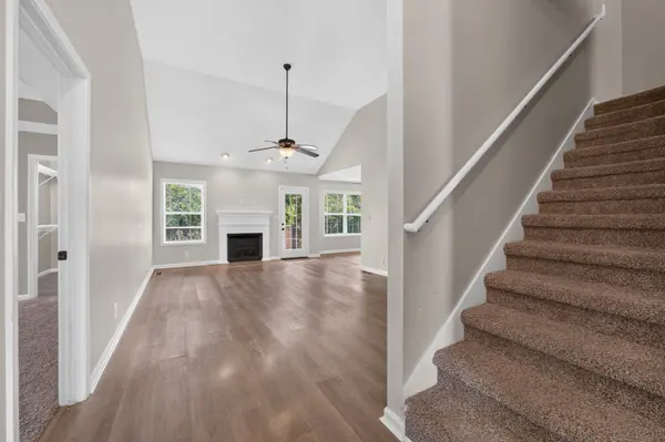 1913 Patton Rd, Clarksville, TN 37042