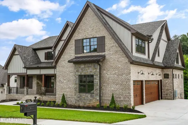 330 Barnsley Rd, Knoxville, TN 37934