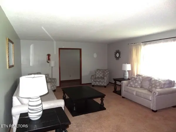 1789 Sparta Hwy, Crossville, TN 38572