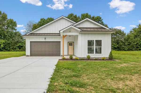 328 Villa St, Smithville, TN 37166