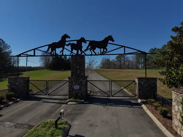 64 Thunder Ridge Drive, South Pittsburg, TN 37380