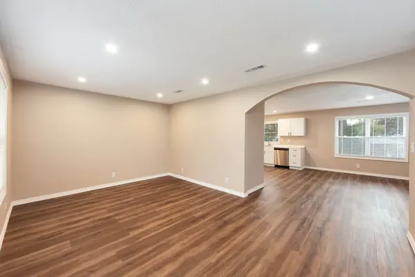 43 Carnell St, Jackson, TN 38301