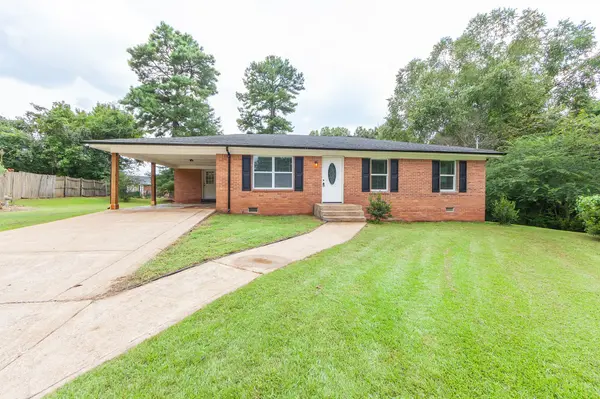 43 Carnell St, Jackson, TN 38301