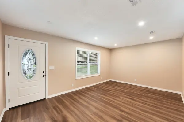 43 Carnell St, Jackson, TN 38301