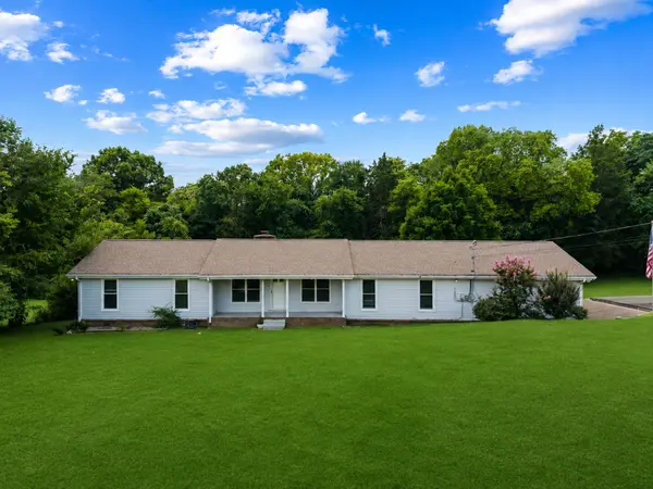 1084 Taylorsville Rd, Lebanon, TN 37087