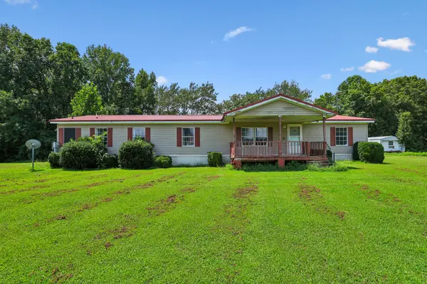 17 Light Ln, Kelso, TN 37348