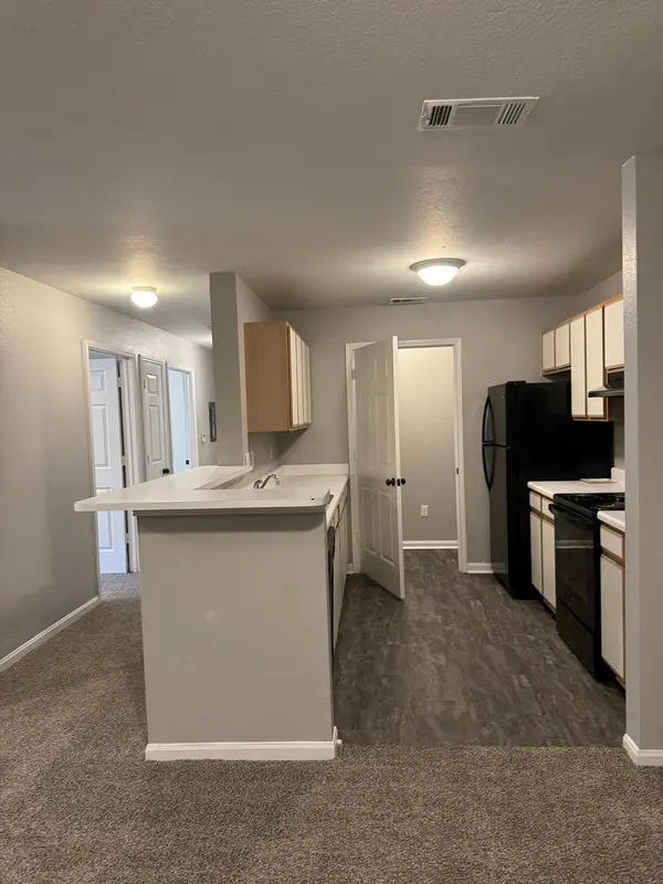 2113 Ringgold Ct #306, Clarksville, TN 37042