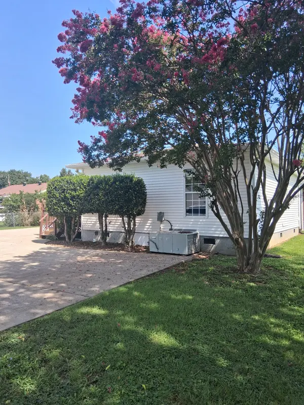 103 Campus Dr #B, Hendersonville, TN 37075