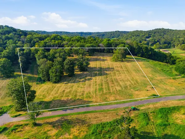 216 McClure Pvt Ln, Gallatin, TN 37066
