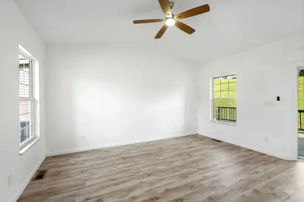 220 Brittany Park Cir, Antioch, TN 37013