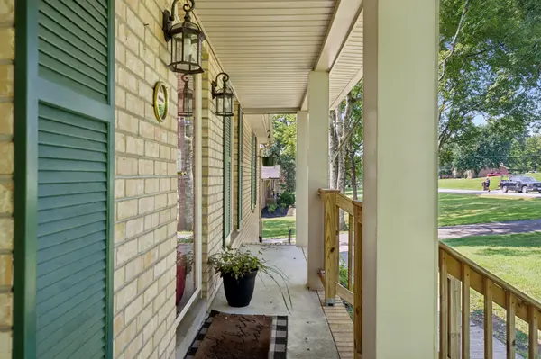609 Clifton Dr, Goodlettsville, TN 37072