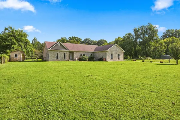 620 Central Valley Rd, Murfreesboro, TN 37129