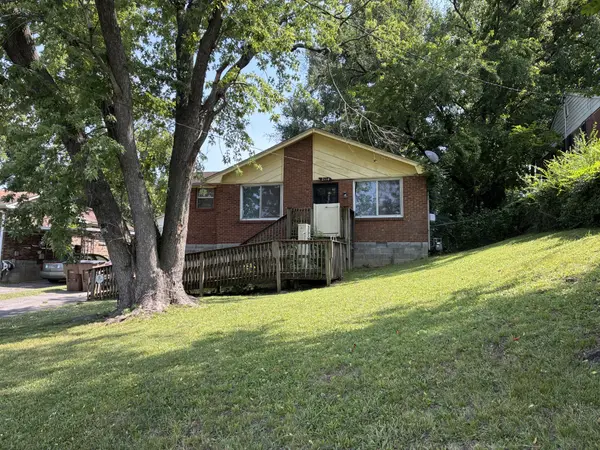 2114 15th Ave #N, Nashville, TN 37208