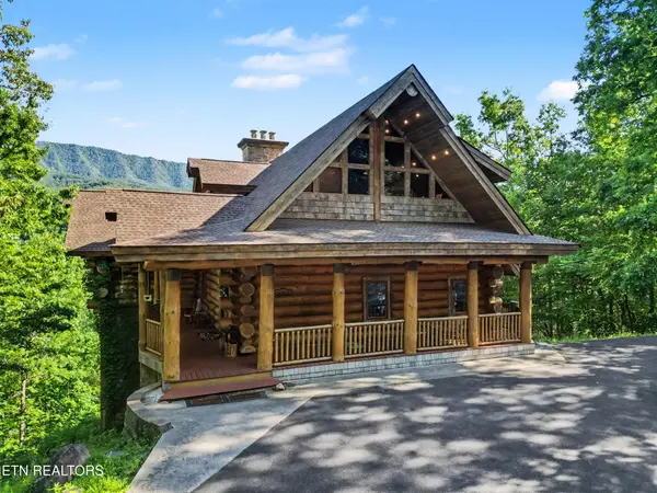 213 Matterhorn Drive, Gatlinburg, TN 37738