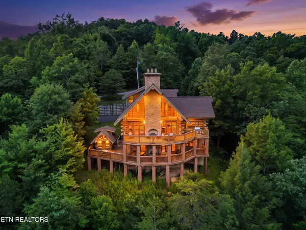 213 Matterhorn Drive, Gatlinburg, TN 37738