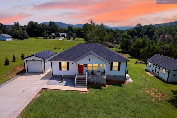 156 Hidden River Ave, Sparta, TN 38583