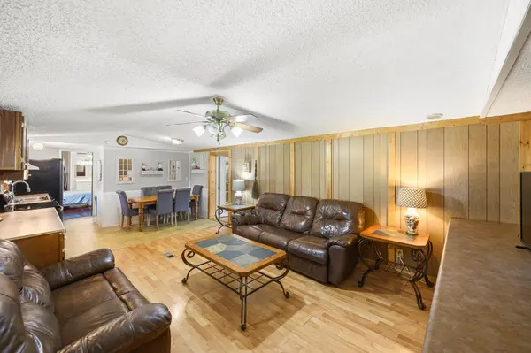 81 Cypress Creek Cv, Linden, TN 37096