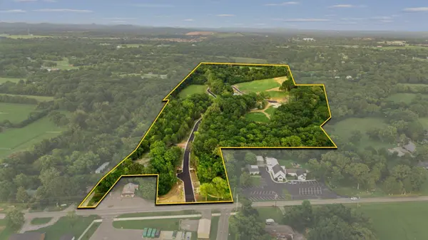 4310 Sulphur Springs Rd, Murfreesboro, TN 37129
