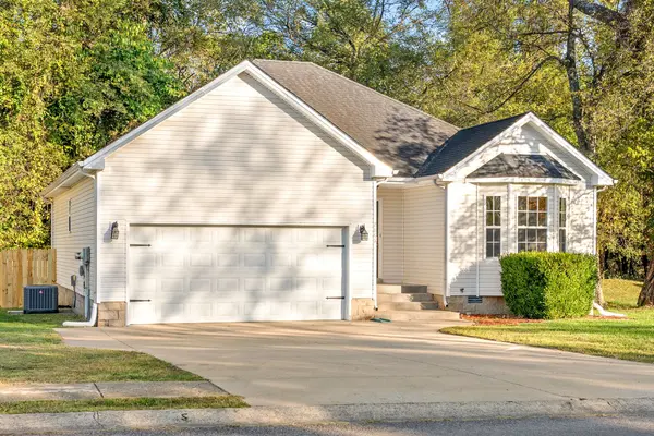 2845 Teakwood Drive, Clarksville, TN 37040