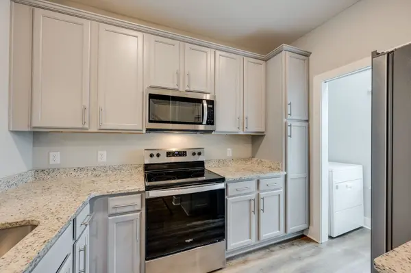 203 E Forge Ct, White Bluff, TN 37187