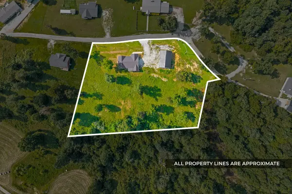 153 High Point Rd, Erin, TN 37061