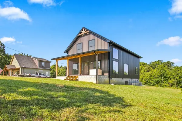 119 Pondview Dr, Hohenwald, TN 38462